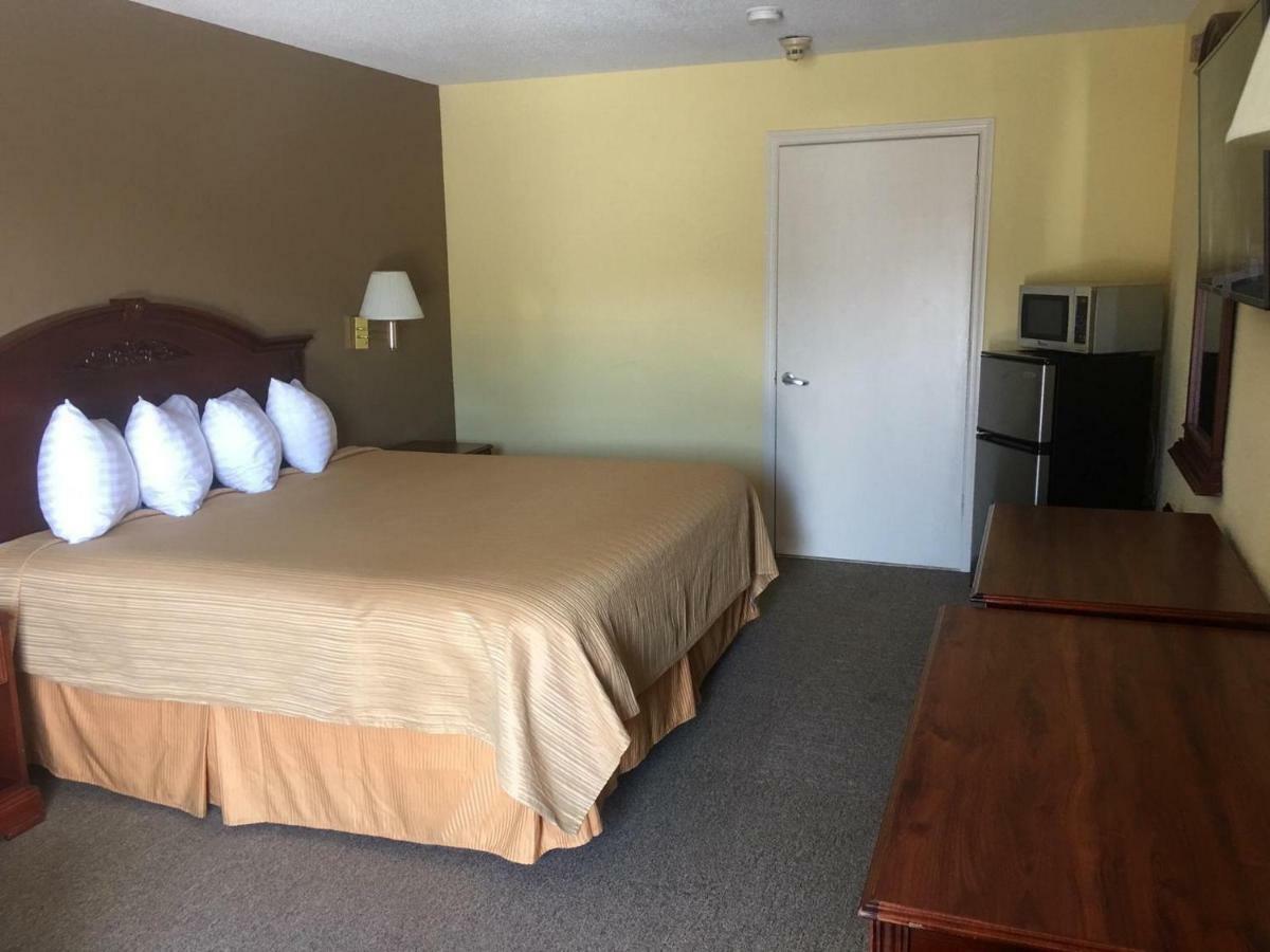 Loyalty Inn Hawkinsville Экстерьер фото