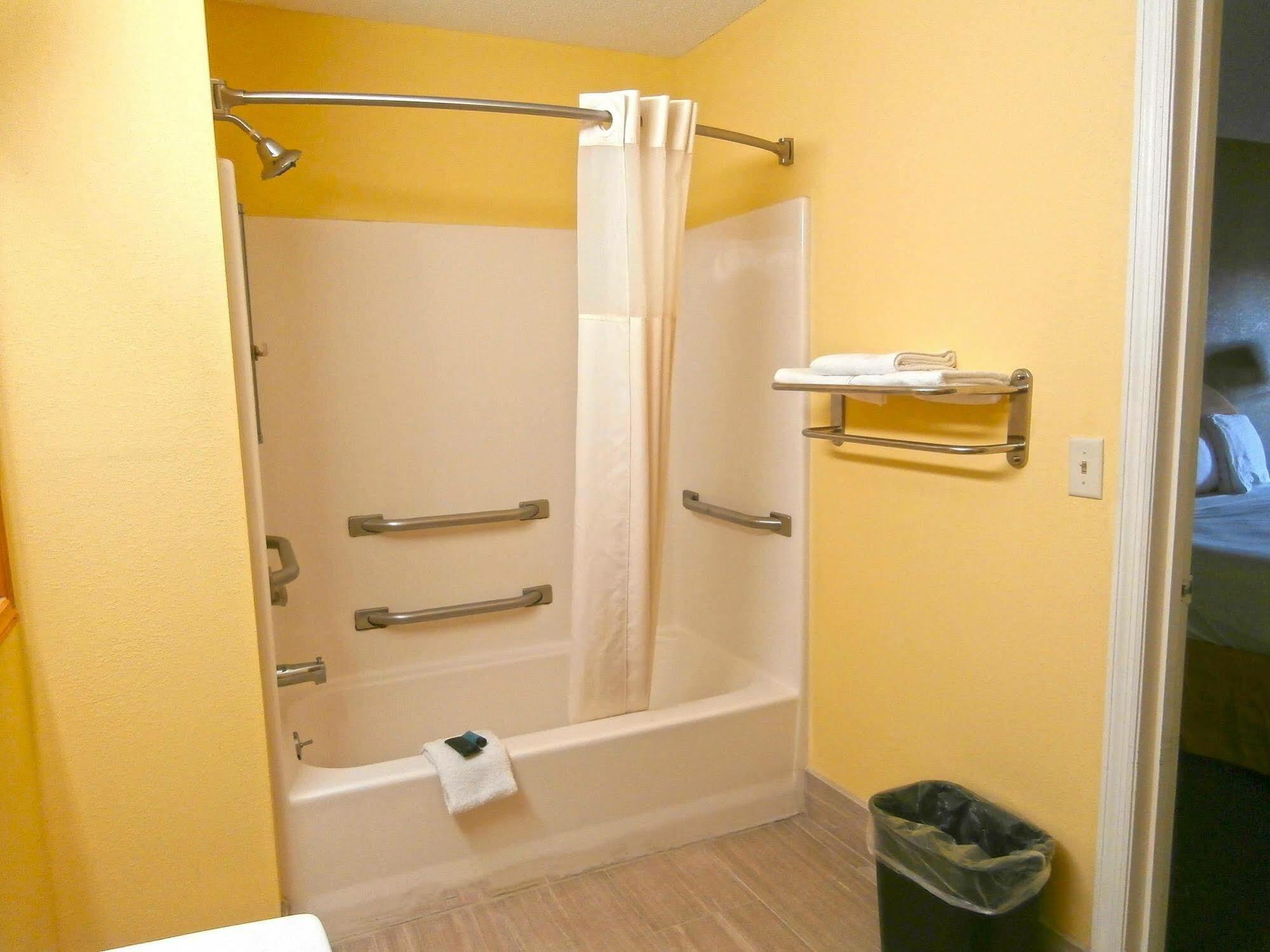 Loyalty Inn Hawkinsville Экстерьер фото