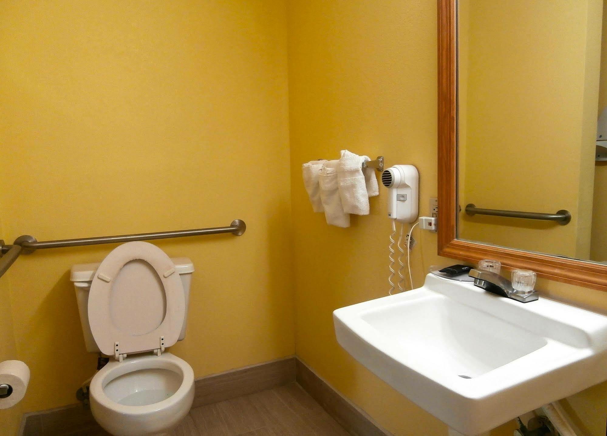 Loyalty Inn Hawkinsville Экстерьер фото